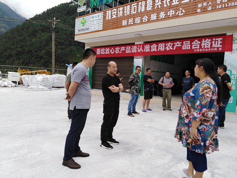 雅安市農業農村局機關黨委書記劉毅剛來棉調研食用農產品合格證制度推行工作